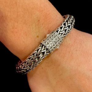 John Hardy mens classic chain bracelet. Sterling silver